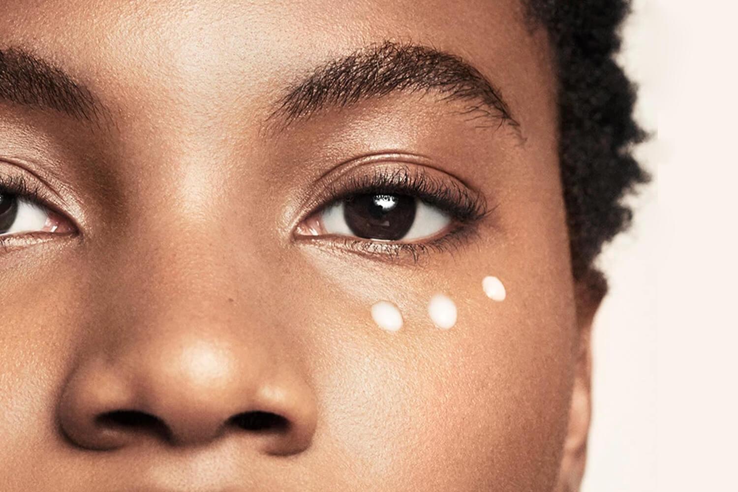 how to reduce puffiness, dark circles, and wrinkles around the eyes